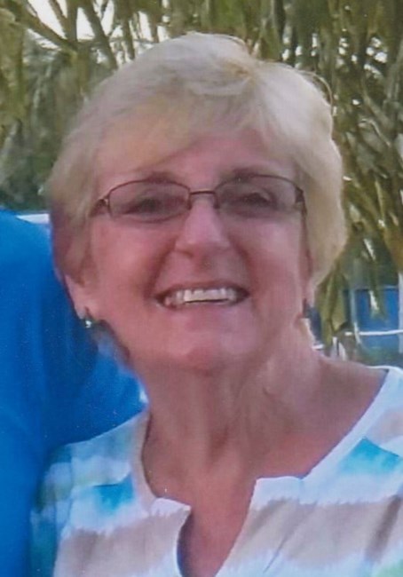 Obituario de Gwendolyn M Hutchins