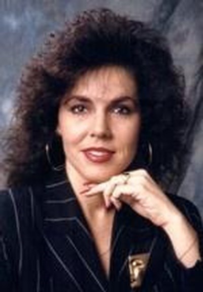 Obituary of Katherine DeWitt Kullenberg