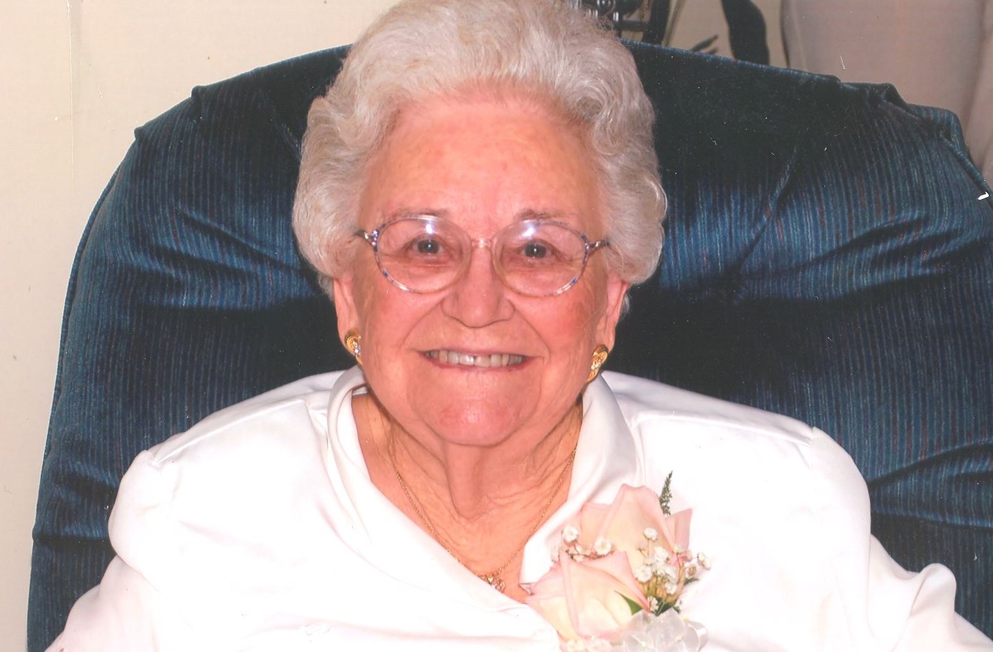 Obituary of Myrtice W. Smith