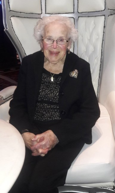 Obituary of Sylvia Helfen