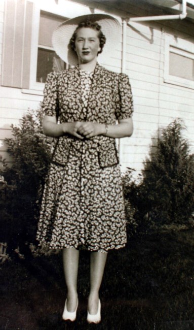 Obituario de Lorraine Dockter Warner