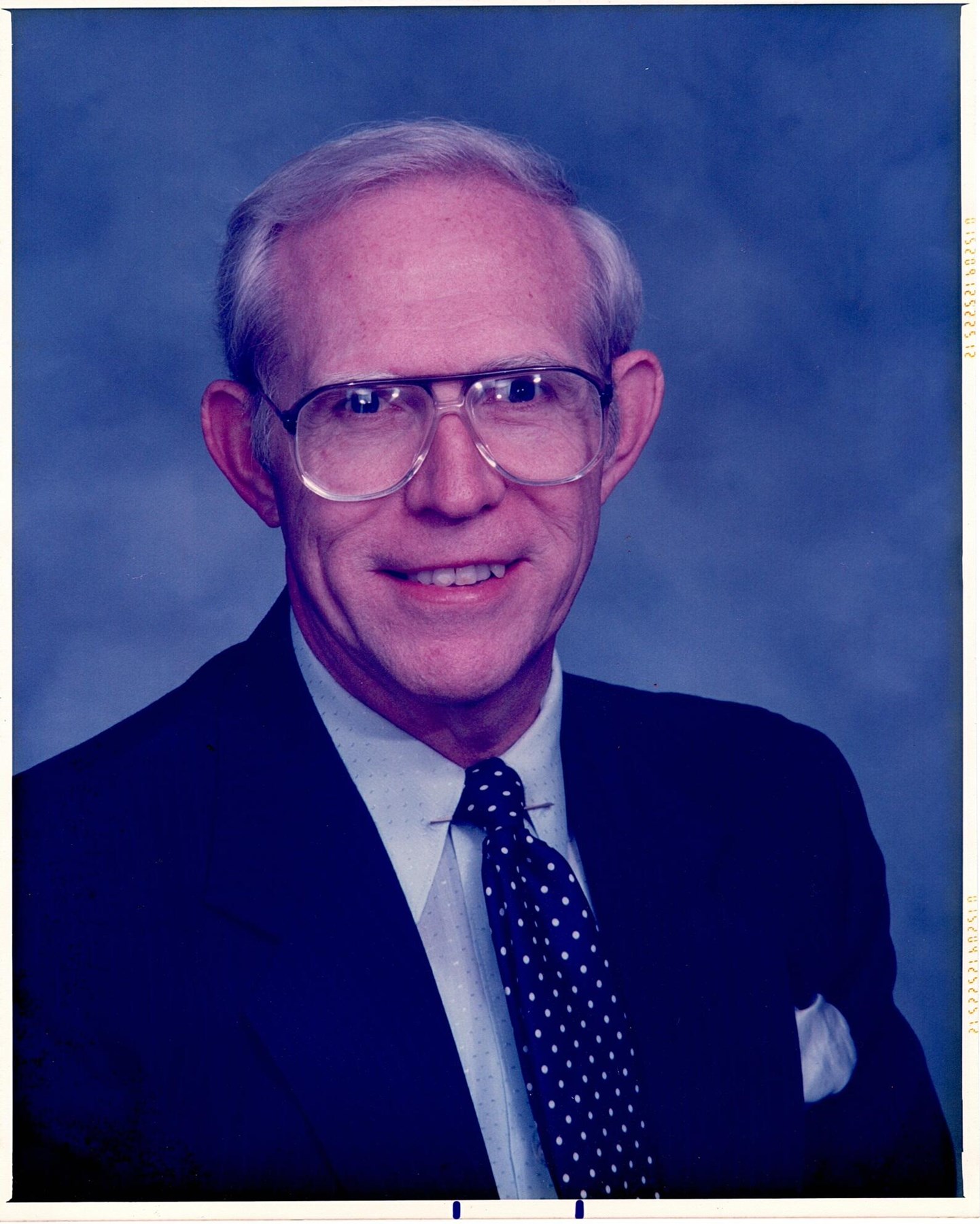 Obituary of H. Lynn Johnson