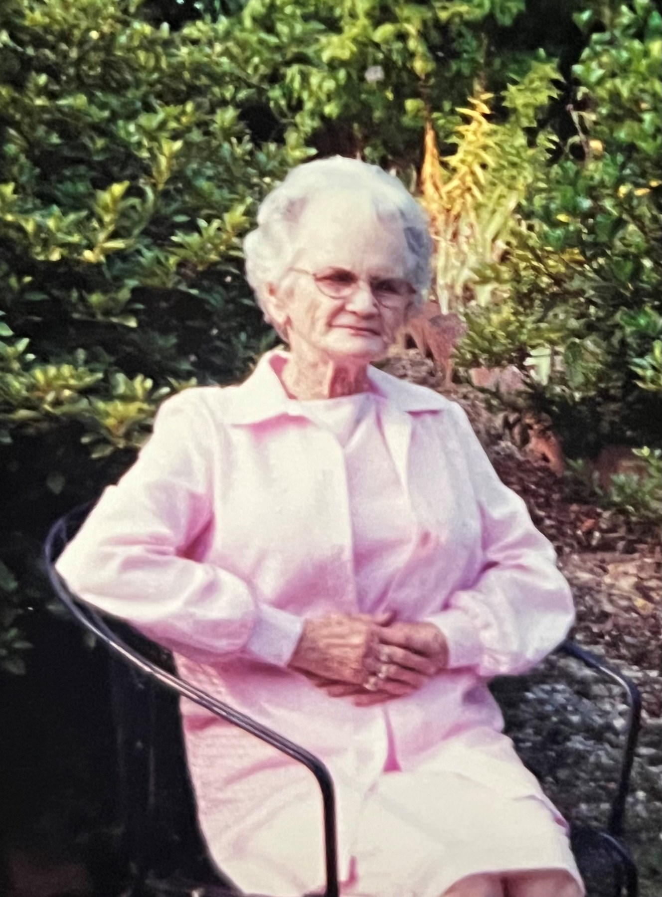 Obituary of Mary Hester Hale