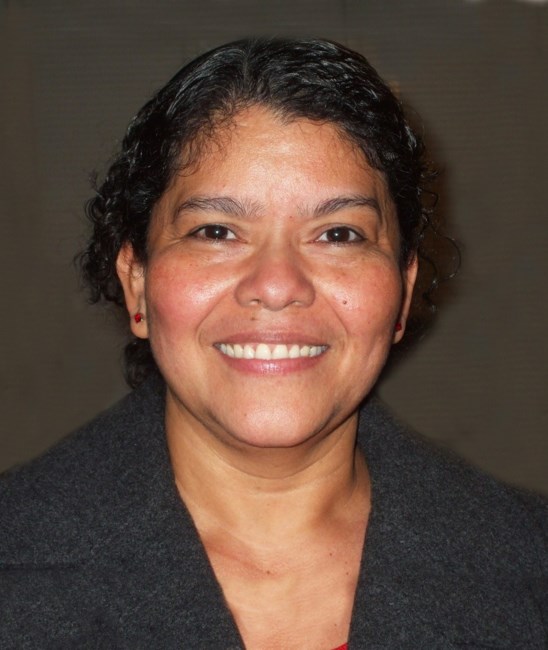 Obituary of Yolanda Moya Paz