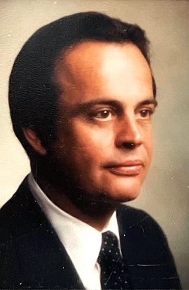 Obituary of Roger S. Vinton Jr.