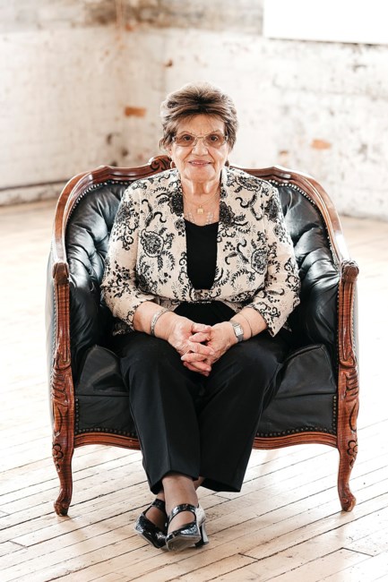 Obituary of Rosaria Ferreira Das Neves