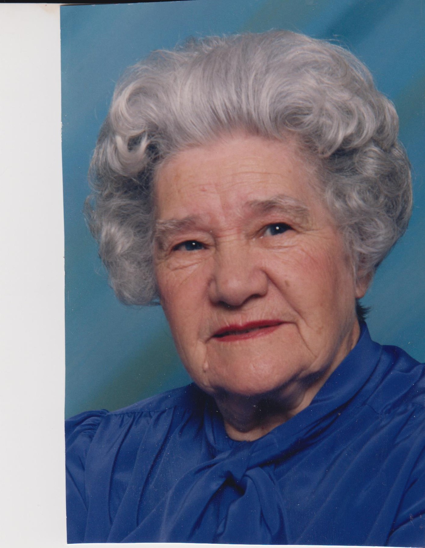 Obituary of Helen Ruth DeVault