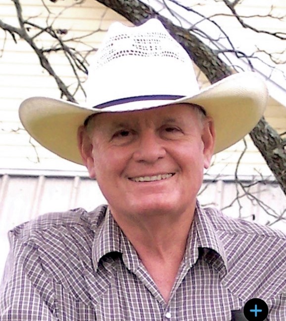 Obituary of Tom Davison