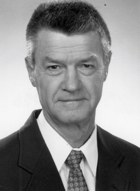 Obituary of Frank George Dennis Jr.