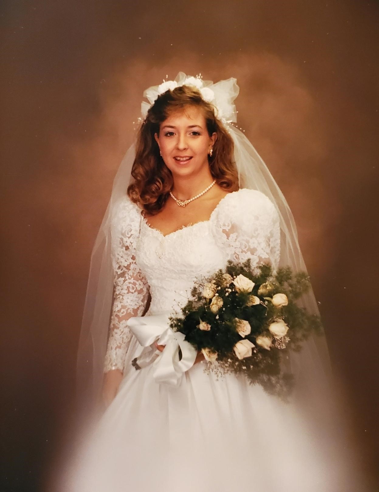 Obituary of Mrs. Mitzi Dee (Bolding) Elliott