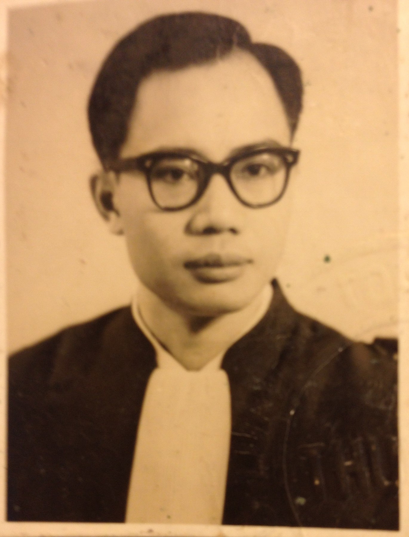 Obituary of Thong Huu Nguyen