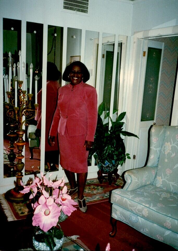 Obituary of Bessie Jean Fields