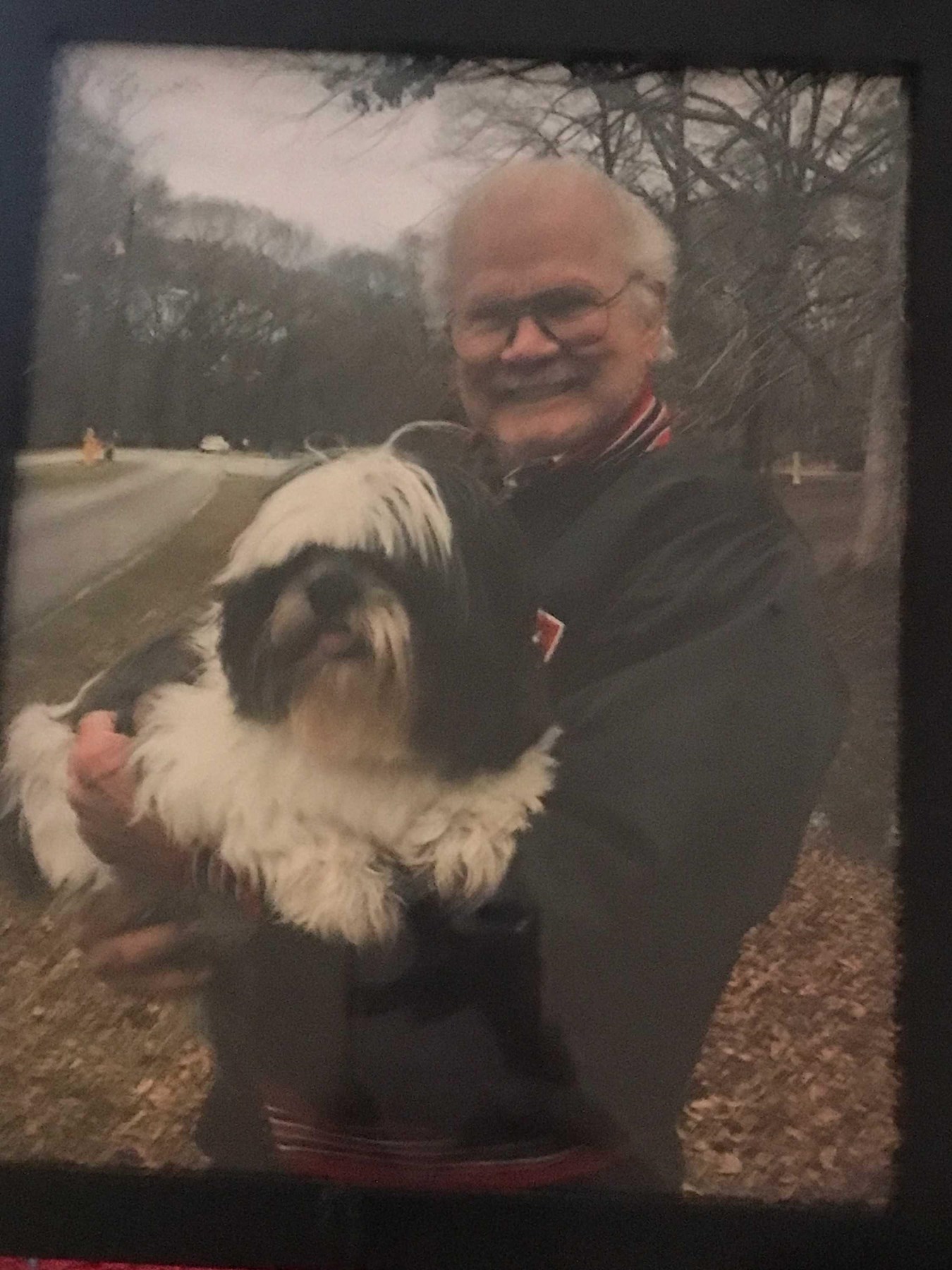 Obituario de Roy Watson