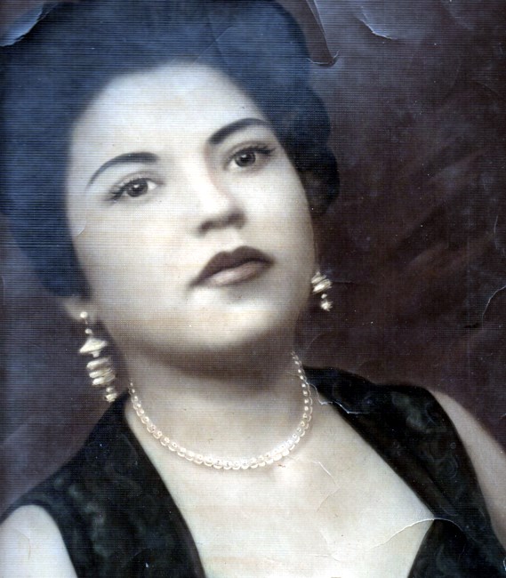 Obituary of Sra. Luz M. "Lucy" Ortíz Aponte