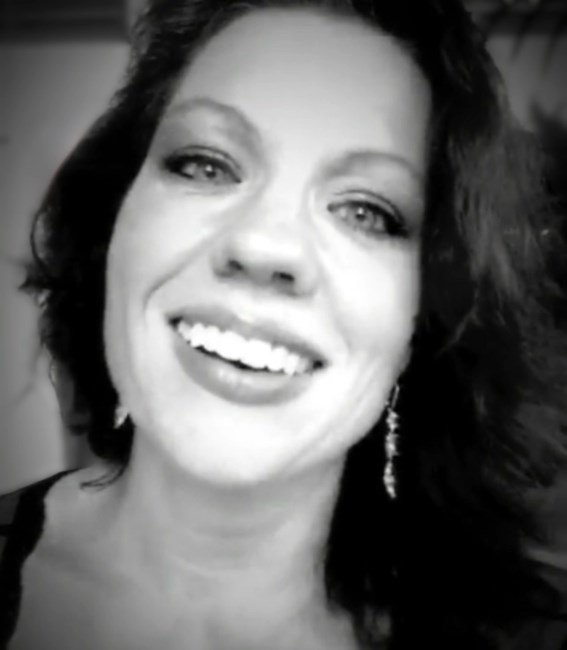 Obituary of Sandi Leigh Hill