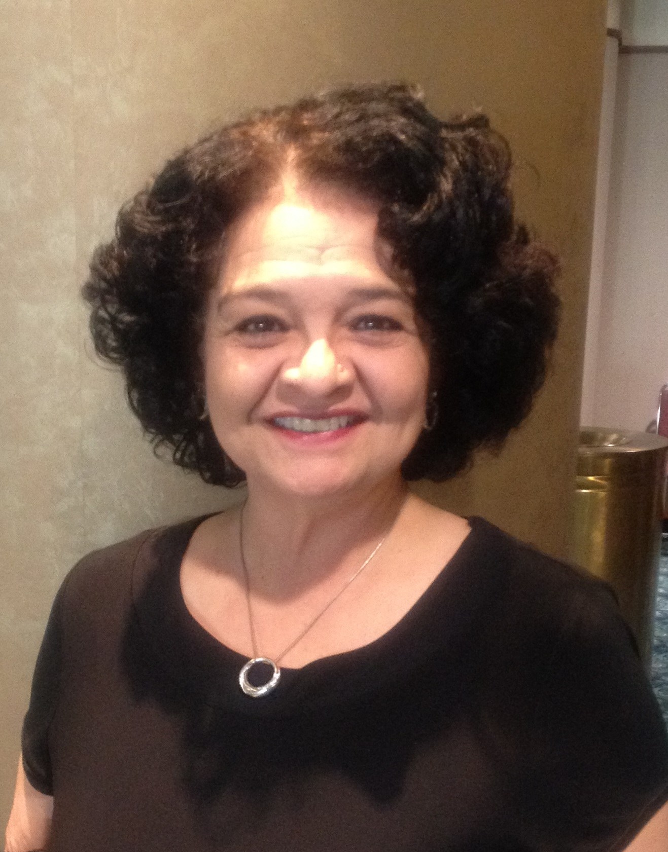 Obituary of Gloria "Ma" and "Babe" Maria Arauz Santana