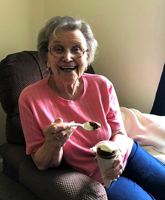 Obituary of Evelyn Wagenhauser