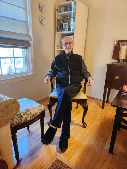 Obituary of Manu Manouchehr Sheikerz