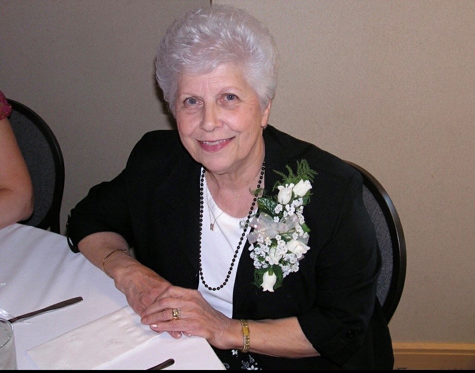 Obituary of Elsie L Parker