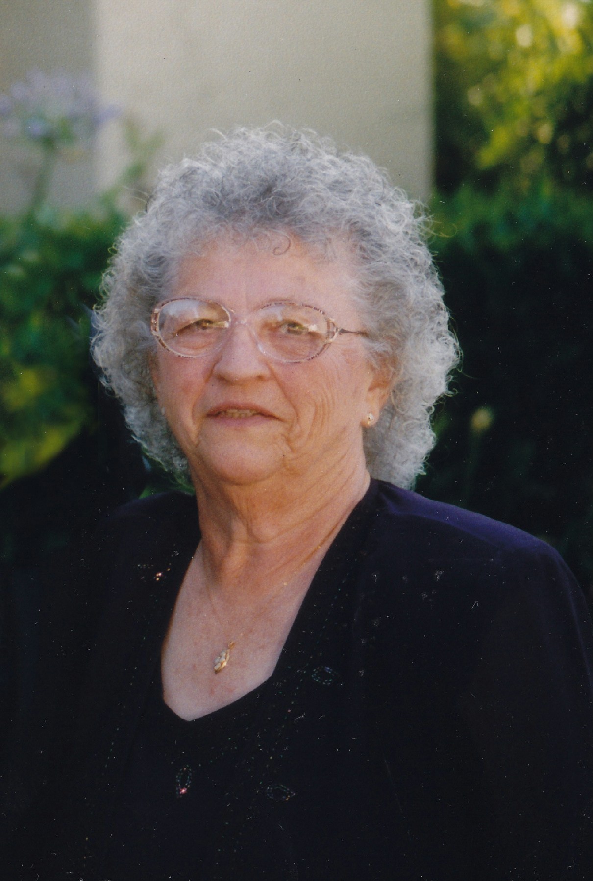 Obituary of Constance "Connie" G. Mowry (Merchant)