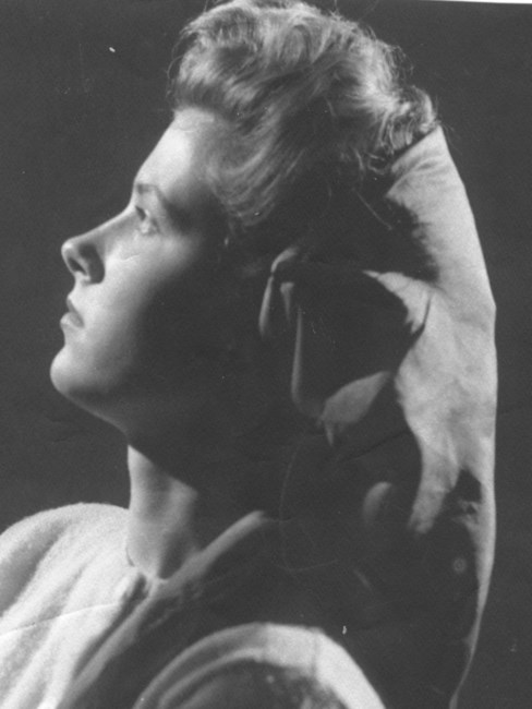 Obituary of Dorothy "Dottie"  Lyvonne Gardner