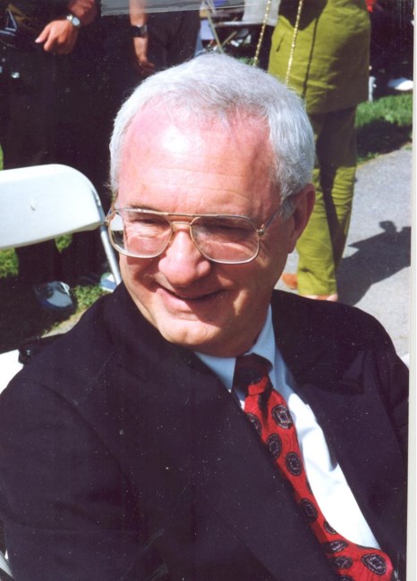 Obituary of Walter Louis Siebecker