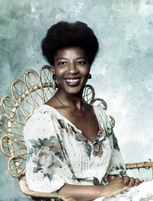 Obituary of Evelyn Delois House