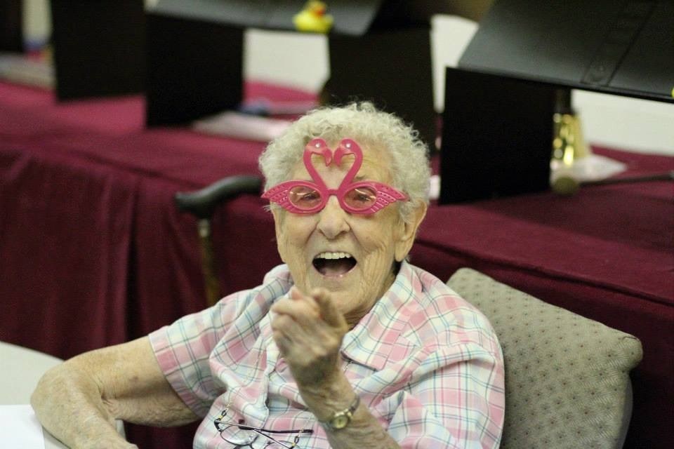 Obituario de Viola Lola Kochenash