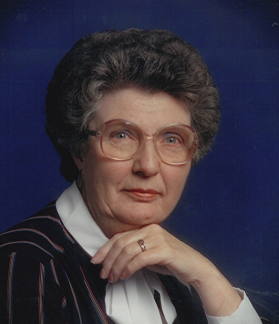 Obituary of Elizabeth "Betty" Ethel Warren