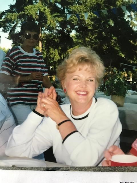 Obituary of Donna Rae Searight