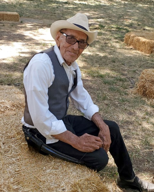 Obituary of Zacarias Lira