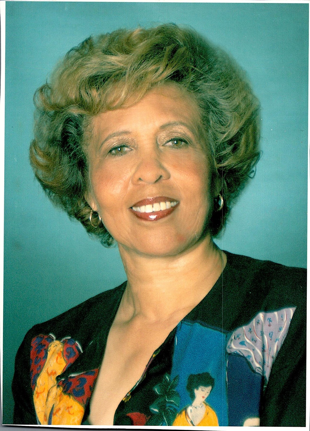 Obituary of Cozie E. White Smith