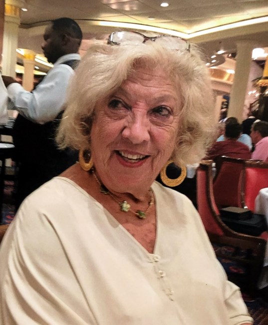 Obituary of Ghislaine Moore