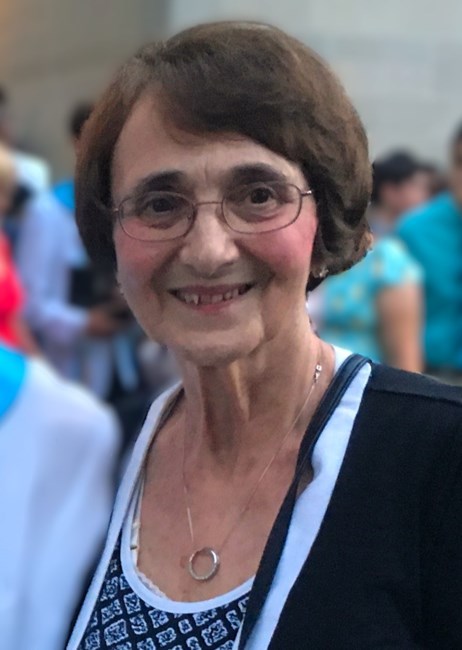 Obituary of Mary Louise Valencia