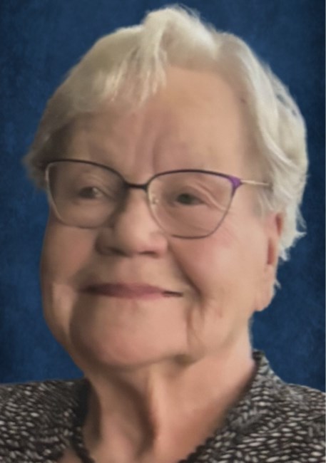 Obituario de Shirley Halbesma