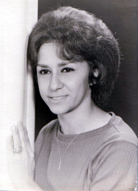 Obituary of Ernestina H. Navarro