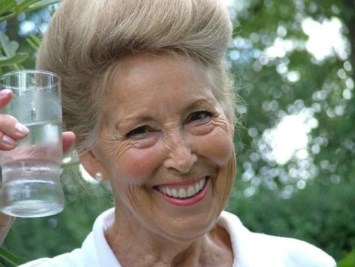 Obituary of Azucena Alcira Hadzeriga