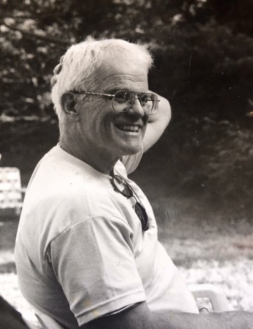 Obituario de Denis Michael Hennessy