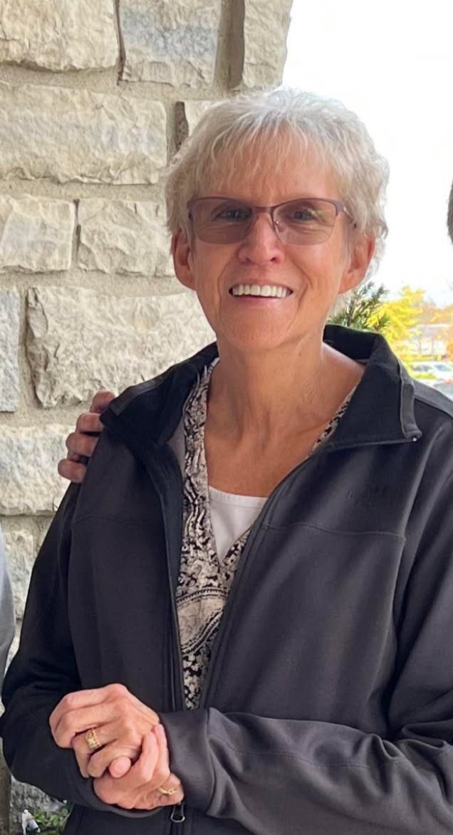 Obituary of Mona Lou Watts