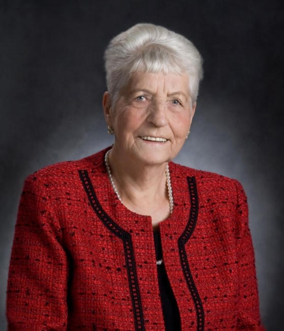 Obituary of Dolores Myrza Greenwall