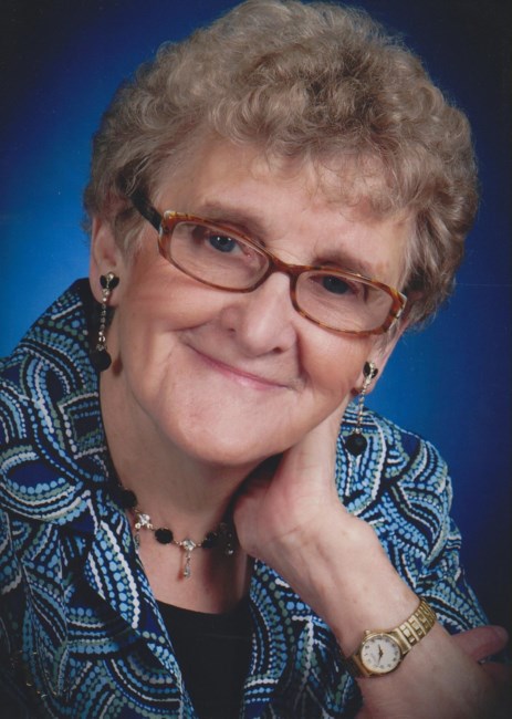Obituary of Hazel Viola Holmgard