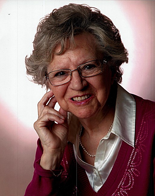 Avis de décès de Jeannette Holt