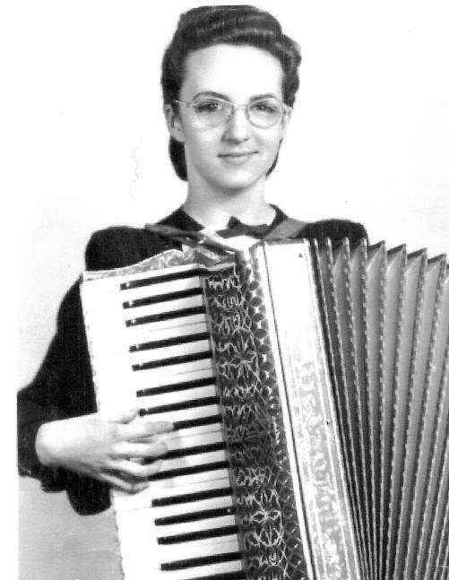 Obituary of Helen Jeanette McCallum