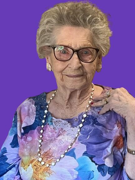 Obituary of Vivian J. (Thompson) Martinez - Morland