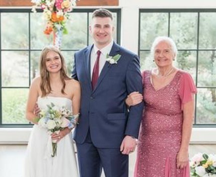 Obituario de Katherine Bernadette Deller