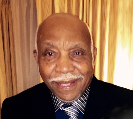 Obituario de Roberto Perez Lavergne