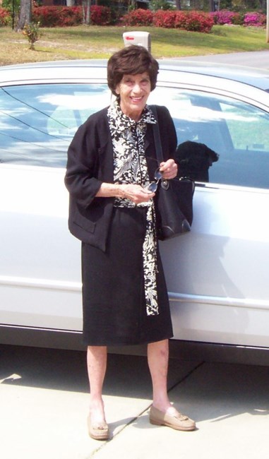 Obituary of Elaine M McMillan Weil