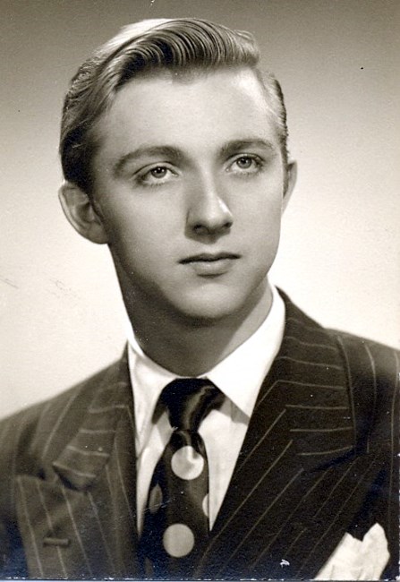 Obituary of John Lewis Hollowell