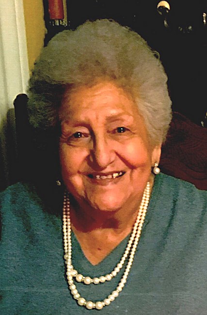 Obituario de Julia C Gonzalez