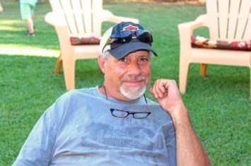 Avis de décès de Robert "Bob" E Compton